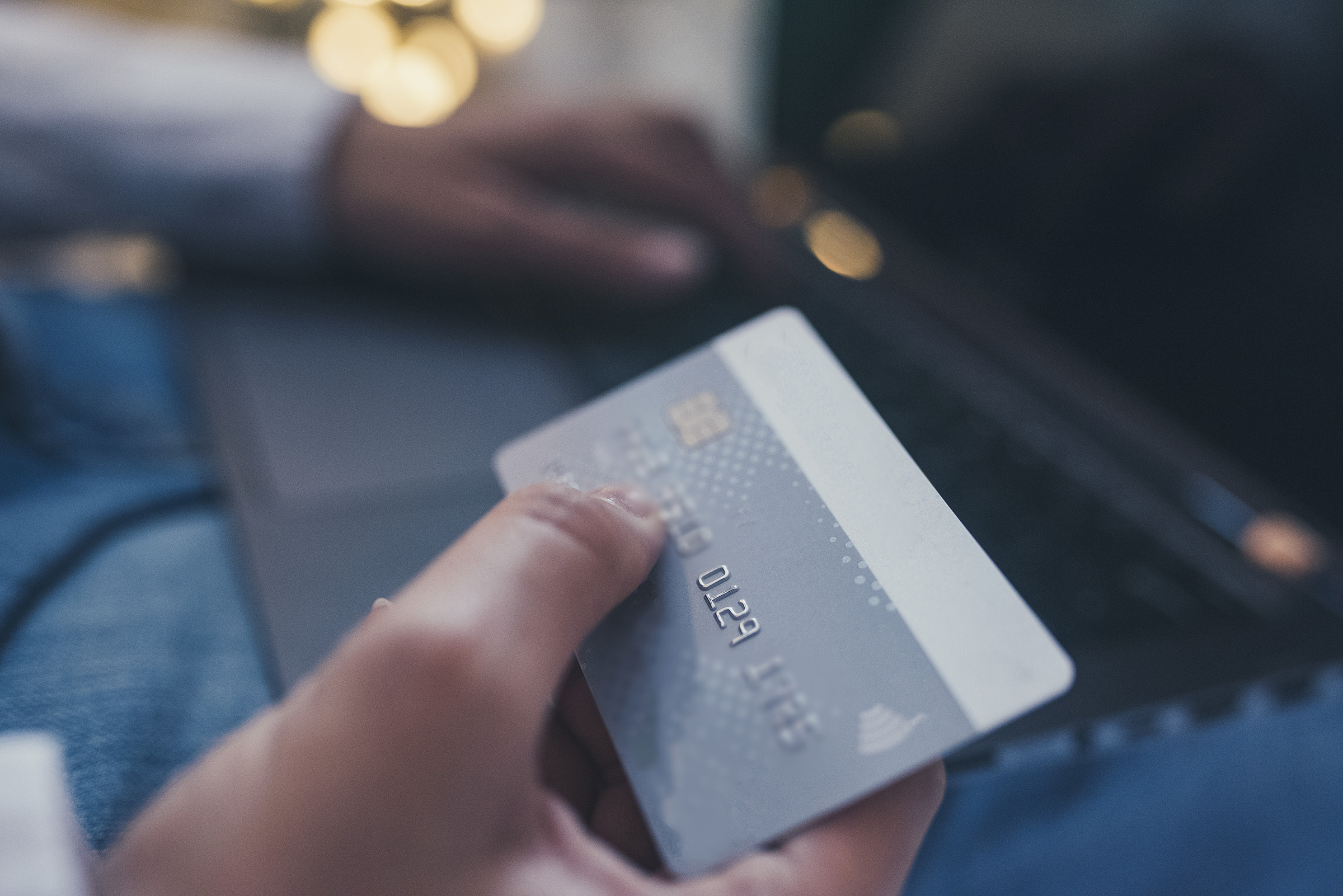Avoid Credit Repair Scams! Our Credit Maximizer Review - p8z35m9